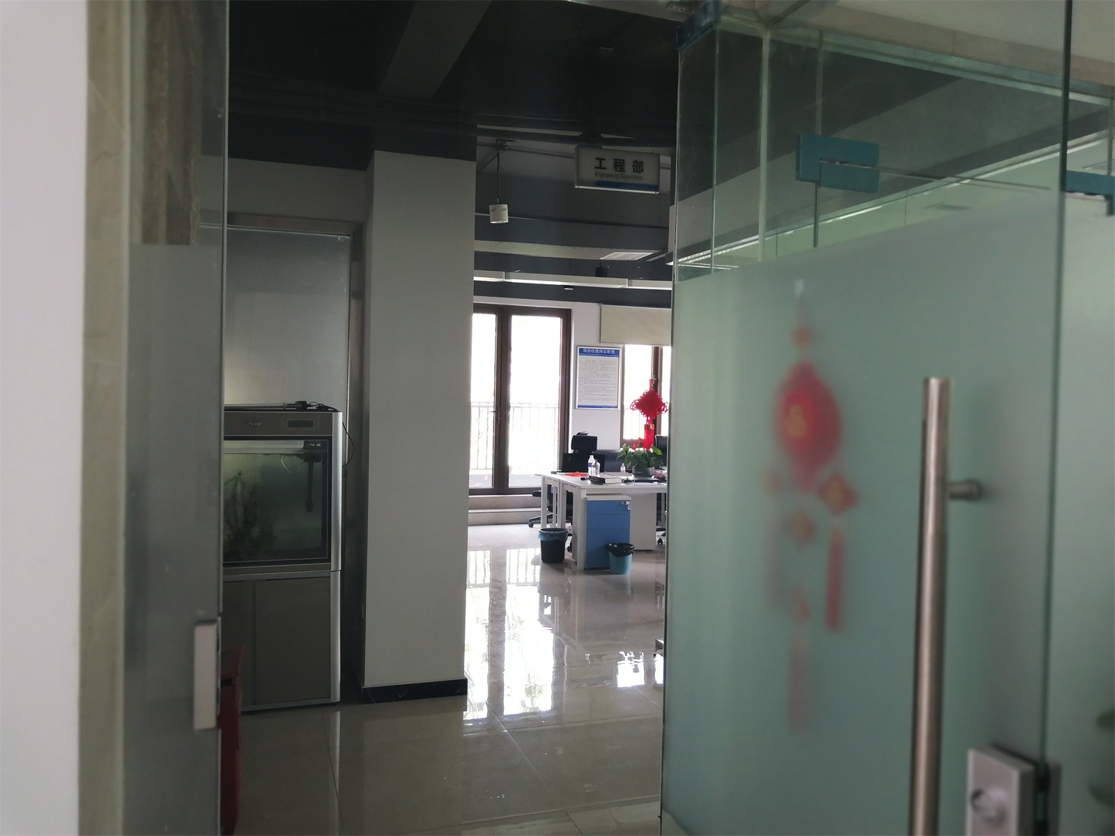 奧納建筑二樓辦公區.jpg